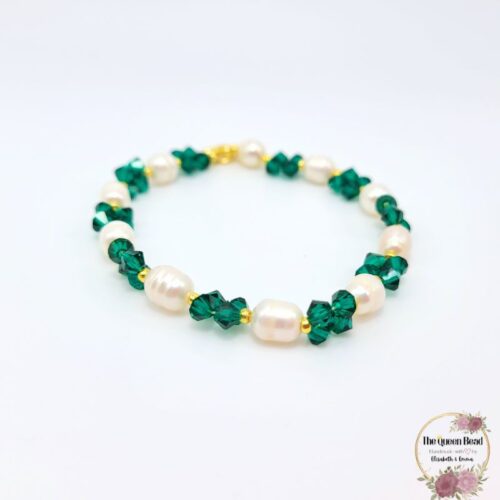 Crystal & Freshwater Pearl Bracelet in Emerald at The Queen Bead